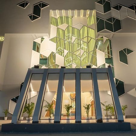 Clubway Grand A Boutique Hotel Jorhāt المظهر الخارجي الصورة