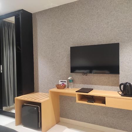 Clubway Grand A Boutique Hotel Jorhāt المظهر الخارجي الصورة