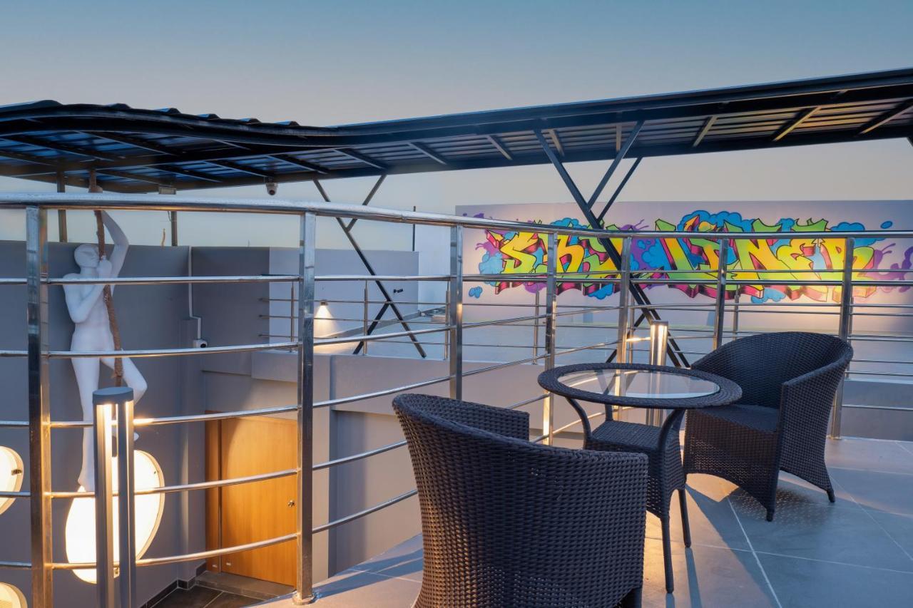 Clubway Grand A Boutique Hotel Jorhāt المظهر الخارجي الصورة