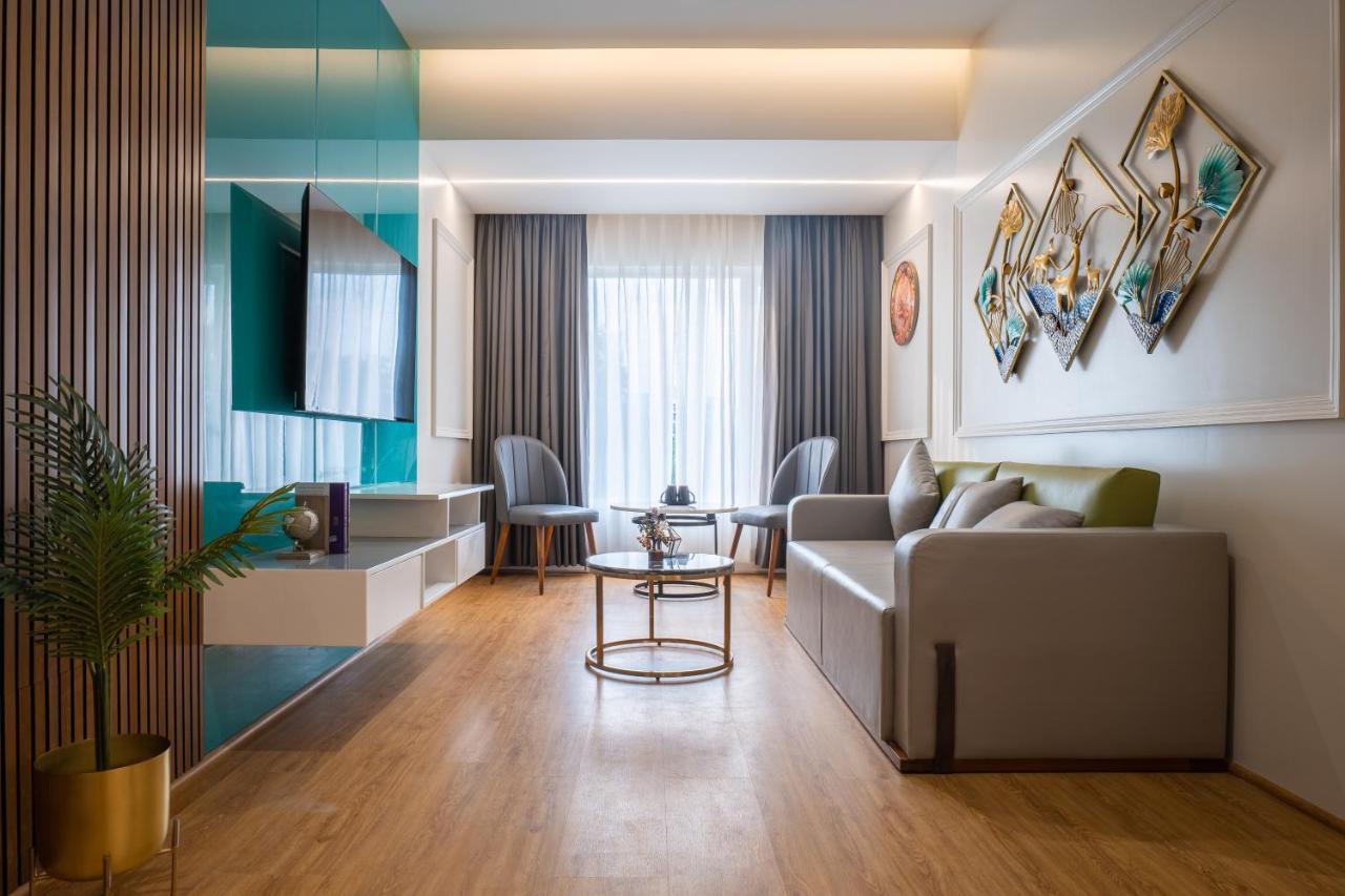 Clubway Grand A Boutique Hotel Jorhāt المظهر الخارجي الصورة