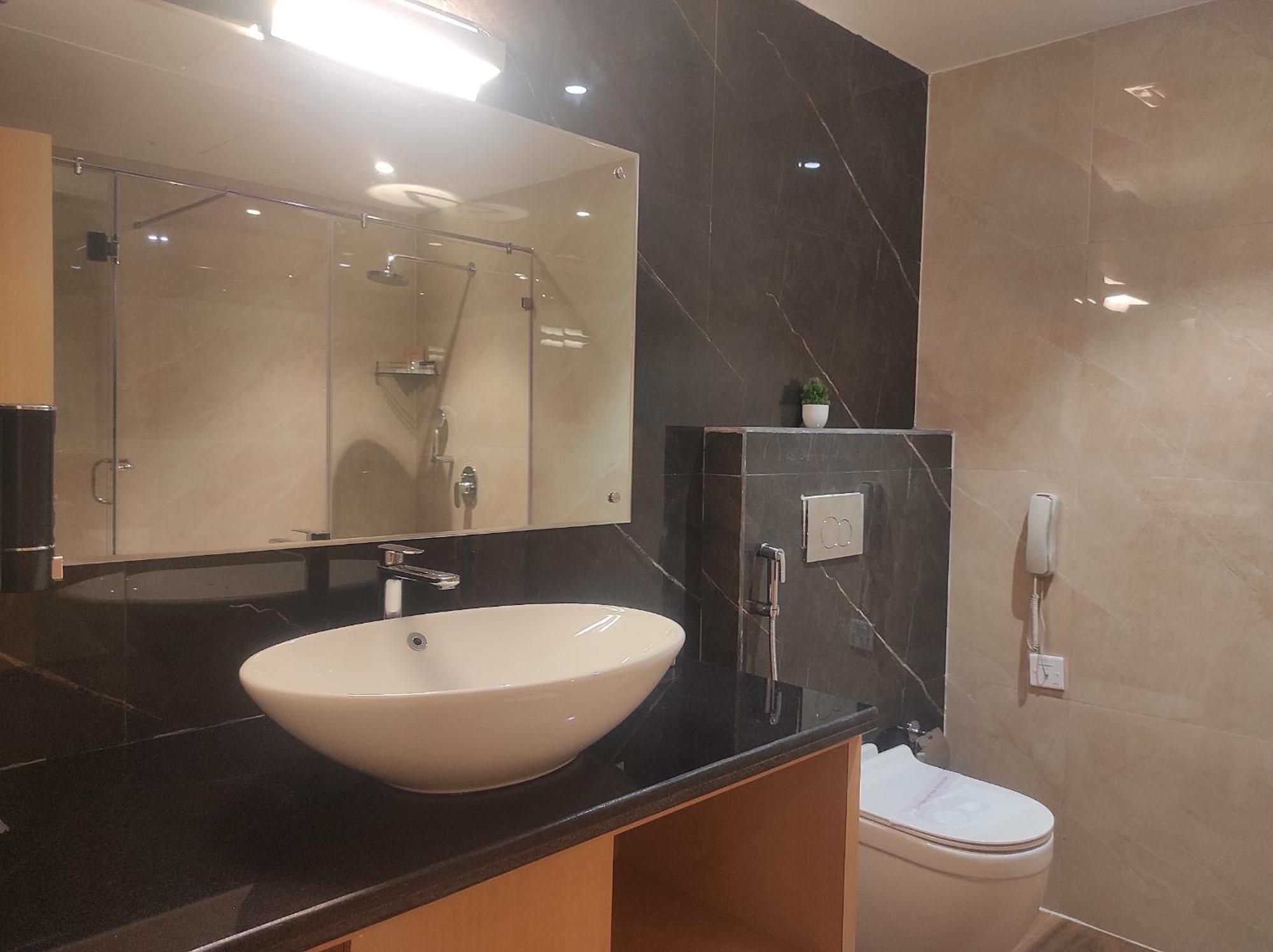 Clubway Grand A Boutique Hotel Jorhāt المظهر الخارجي الصورة