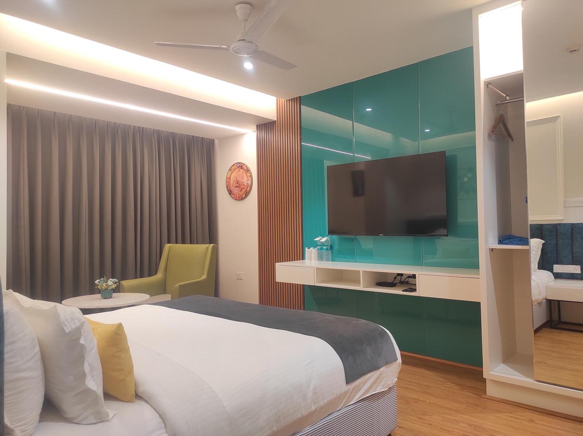 Clubway Grand A Boutique Hotel Jorhāt المظهر الخارجي الصورة